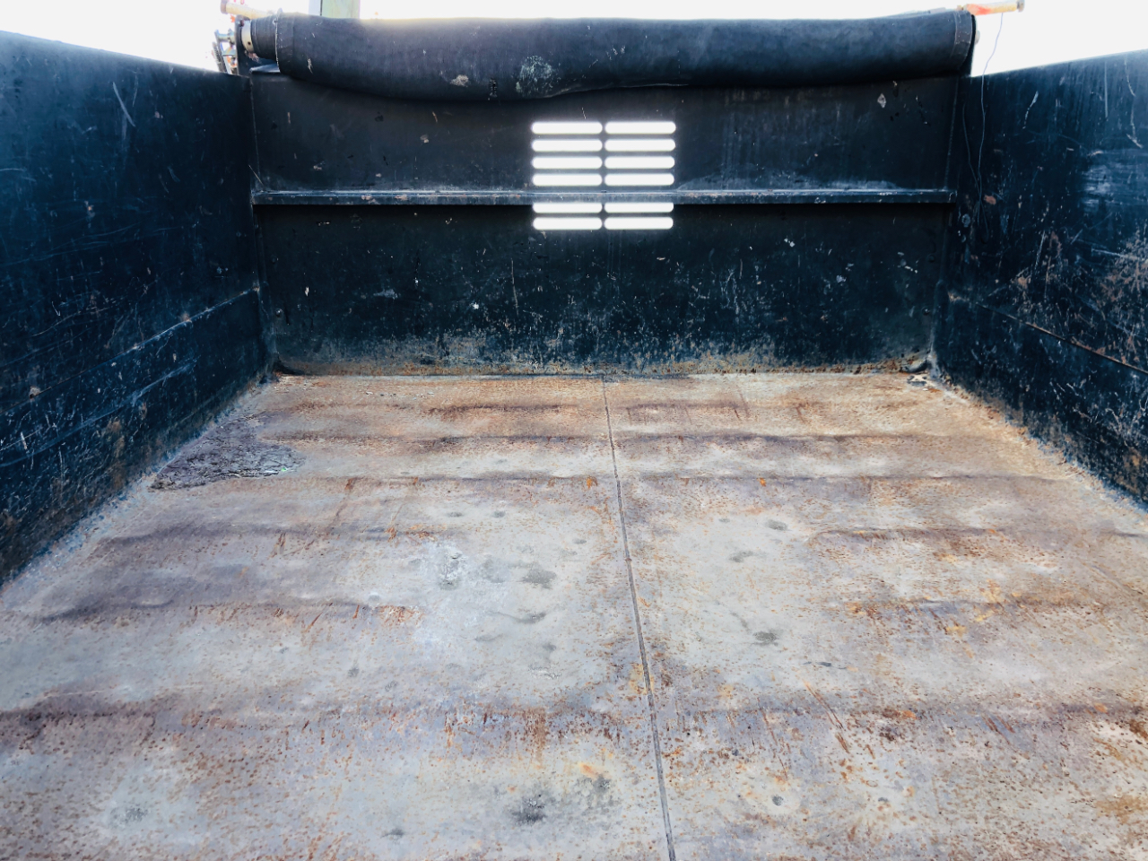 Chevrolet Silverado 3500HD 4WD Reg Cab 137.5" WB, 59.06" CA WT 2018