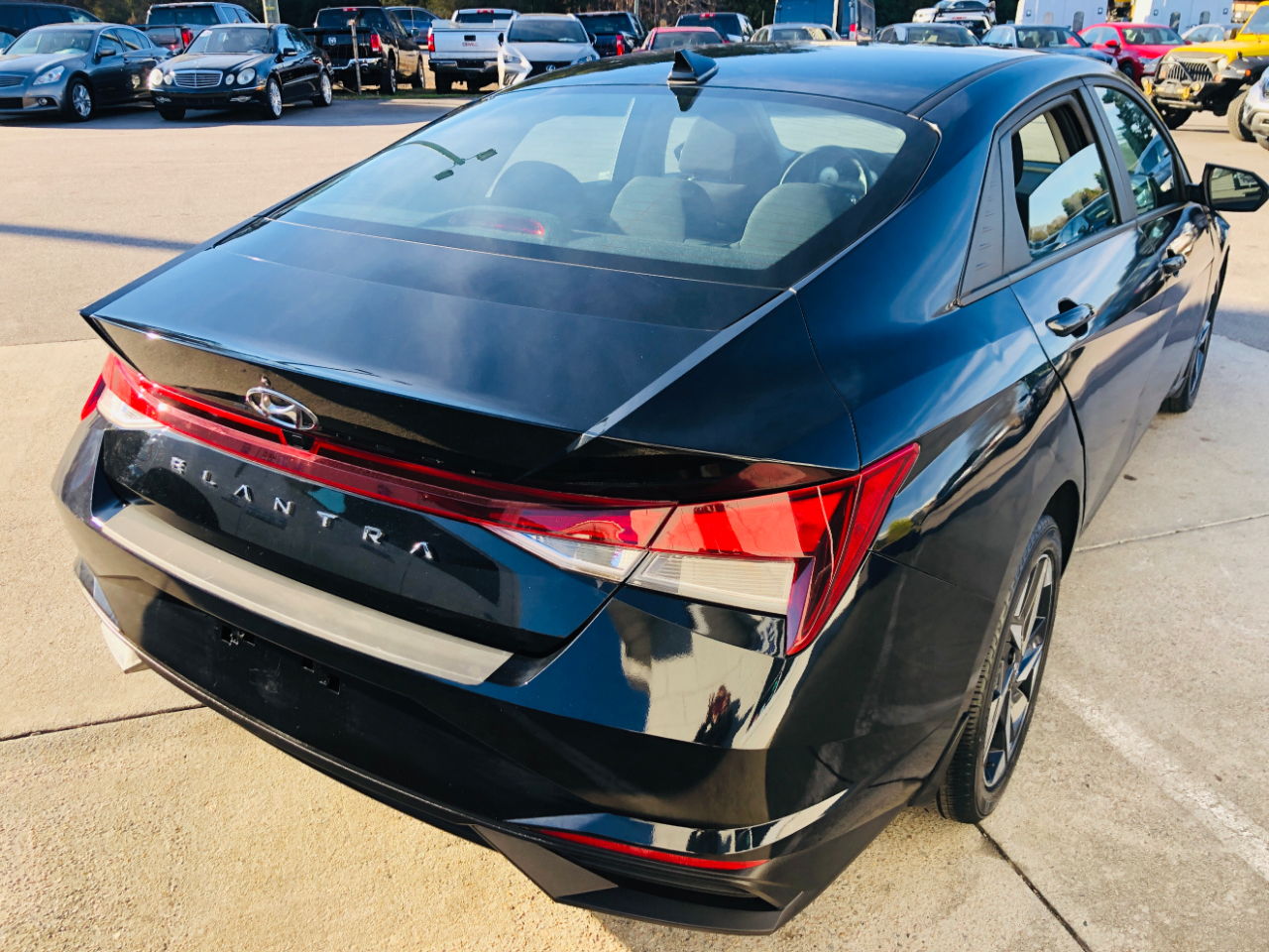 Hyundai Elantra SEL IVT 2023