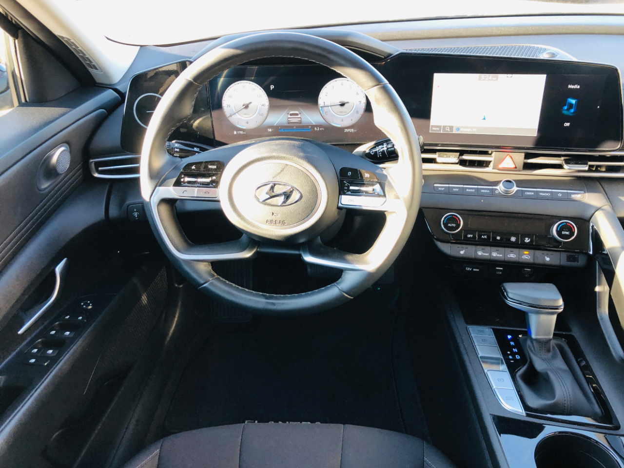 Hyundai Elantra SEL IVT 2023