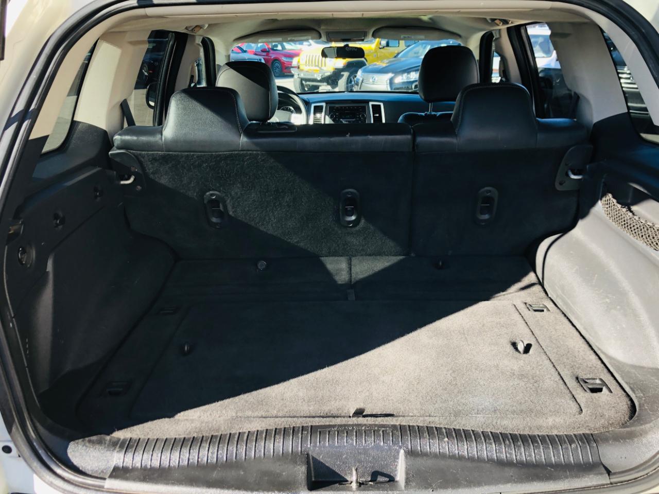 Jeep Grand Cherokee RWD 4dr Laredo 2010