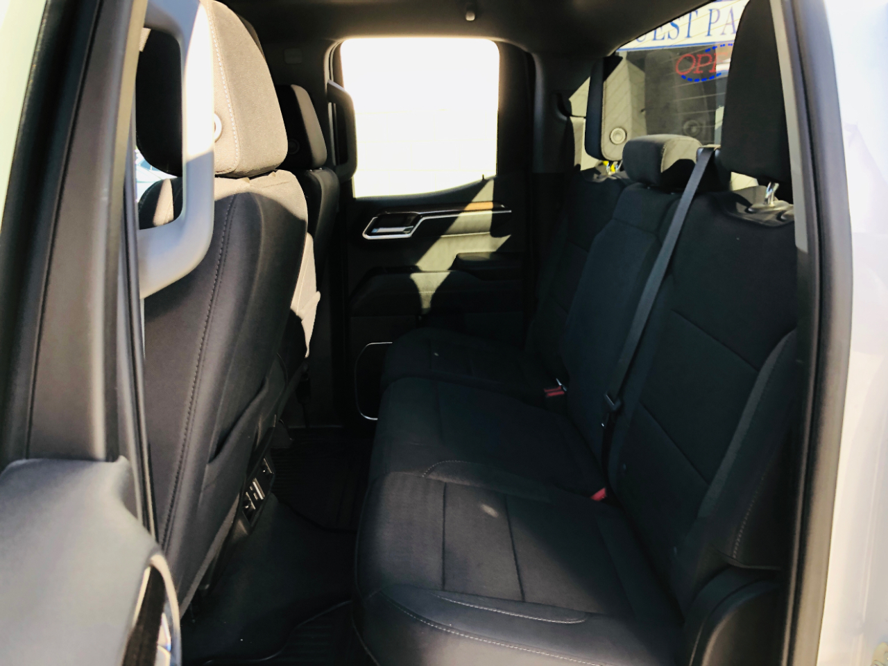 Chevrolet Silverado 1500 4WD Double Cab 147" LT w/1LT 2023