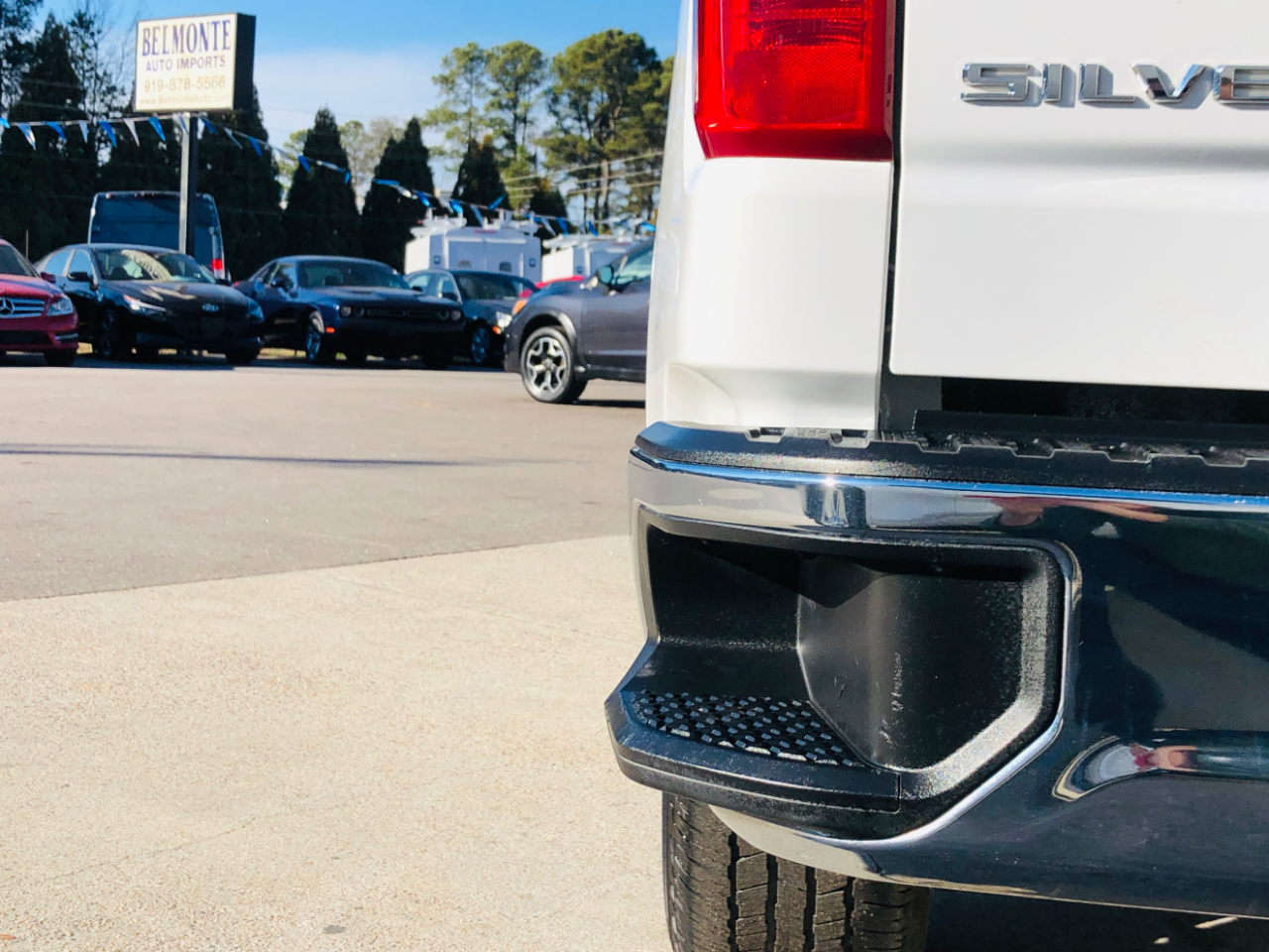 Chevrolet Silverado 1500 4WD Double Cab 147" LT w/1LT 2023