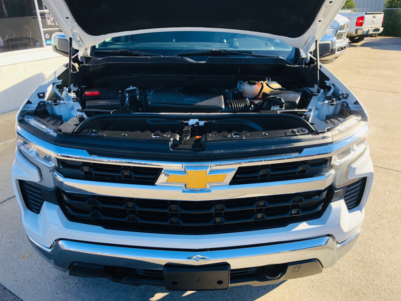 Chevrolet Silverado 1500 4WD Double Cab 147" LT w/1LT 2023