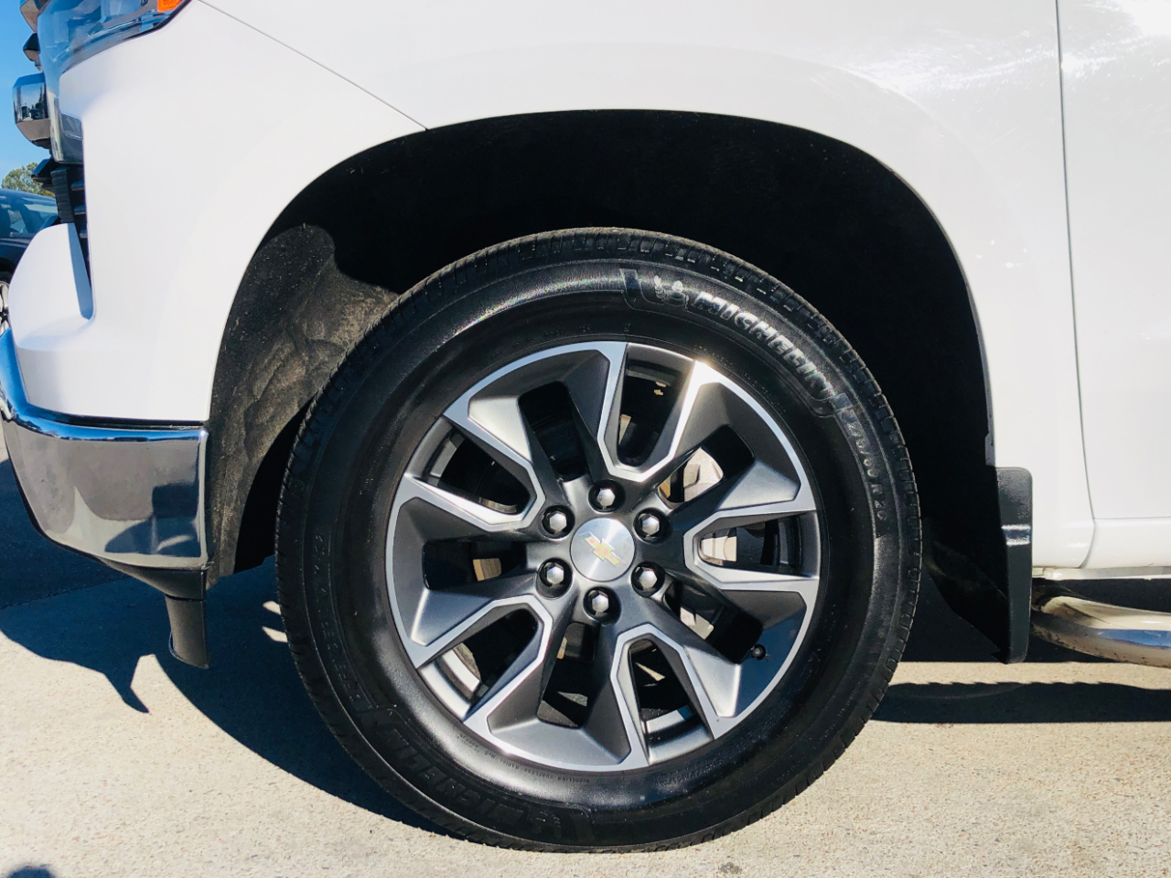 Chevrolet Silverado 1500 4WD Double Cab 147" LT w/1LT 2023