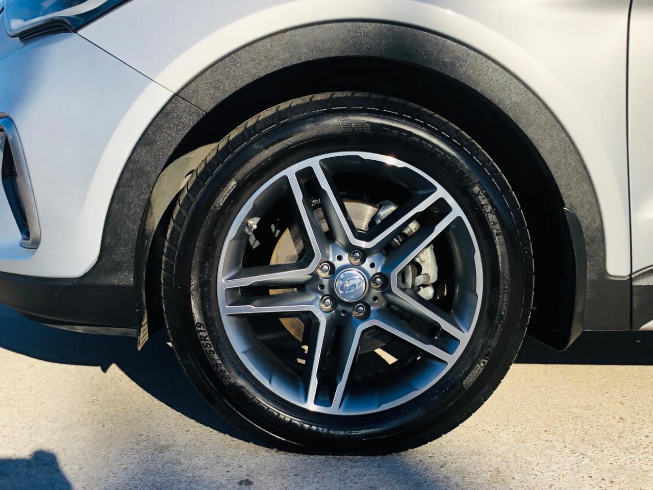 Hyundai Santa Fe Limited Ultimate 3.3L Auto 2018