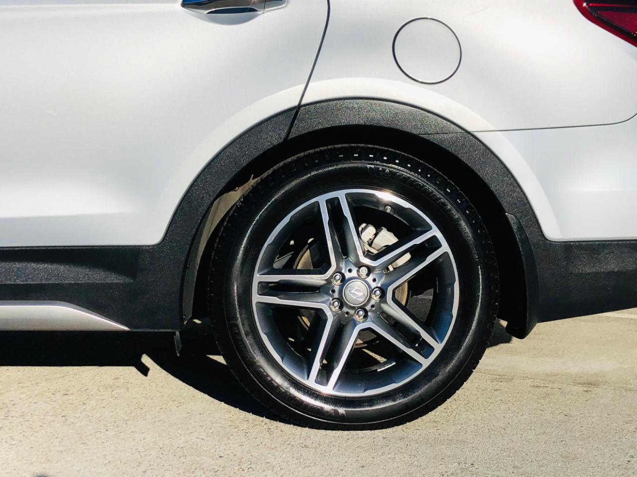 Hyundai Santa Fe Limited Ultimate 3.3L Auto 2018