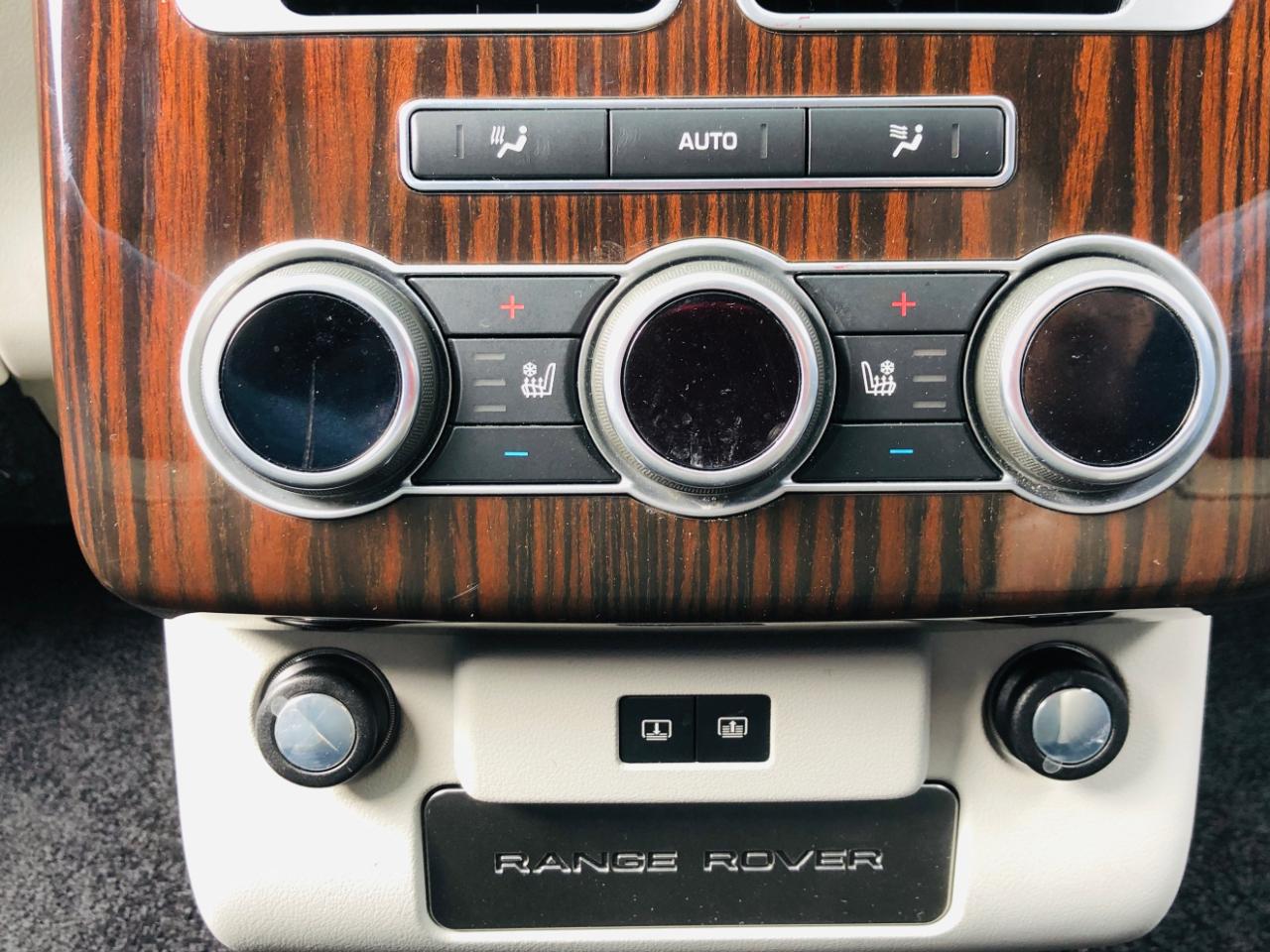 Land Rover Range Rover V8 Supercharged LWB 2017