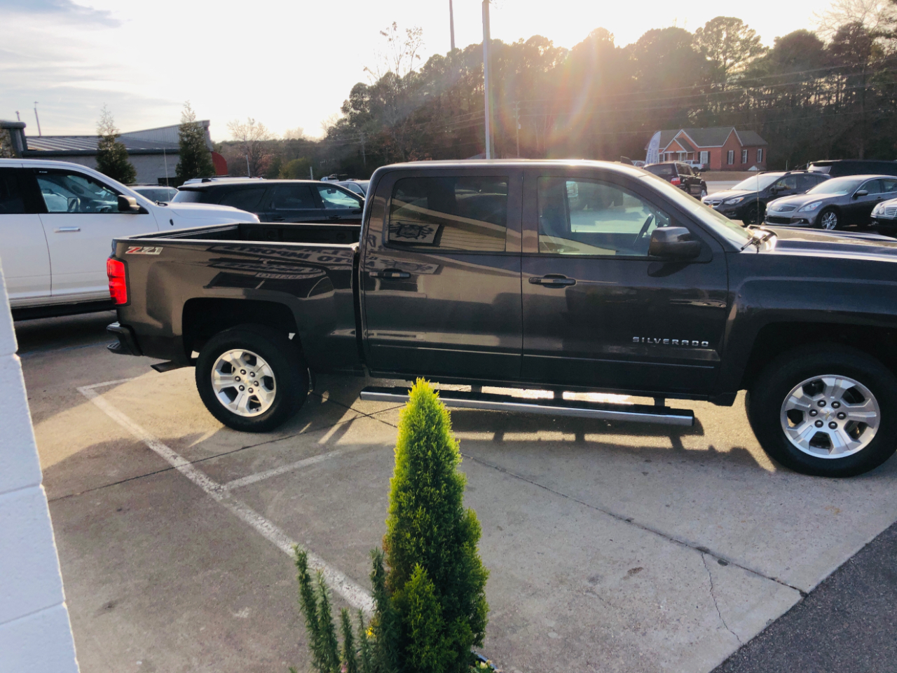 Chevrolet Silverado 1500 4WD Crew Cab 143.5" LT w/2LT 2016