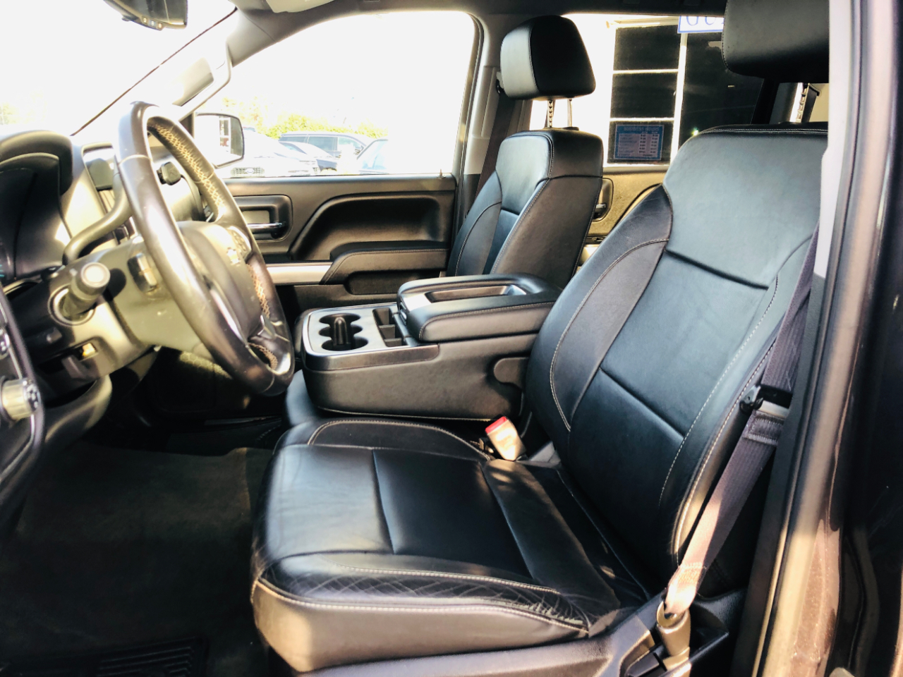 Chevrolet Silverado 1500 4WD Crew Cab 143.5" LT w/2LT 2016