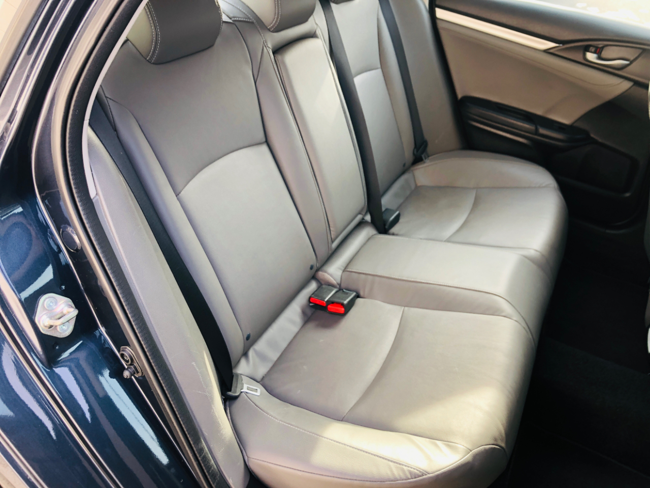 Honda Civic Sedan 4dr CVT Touring 2016