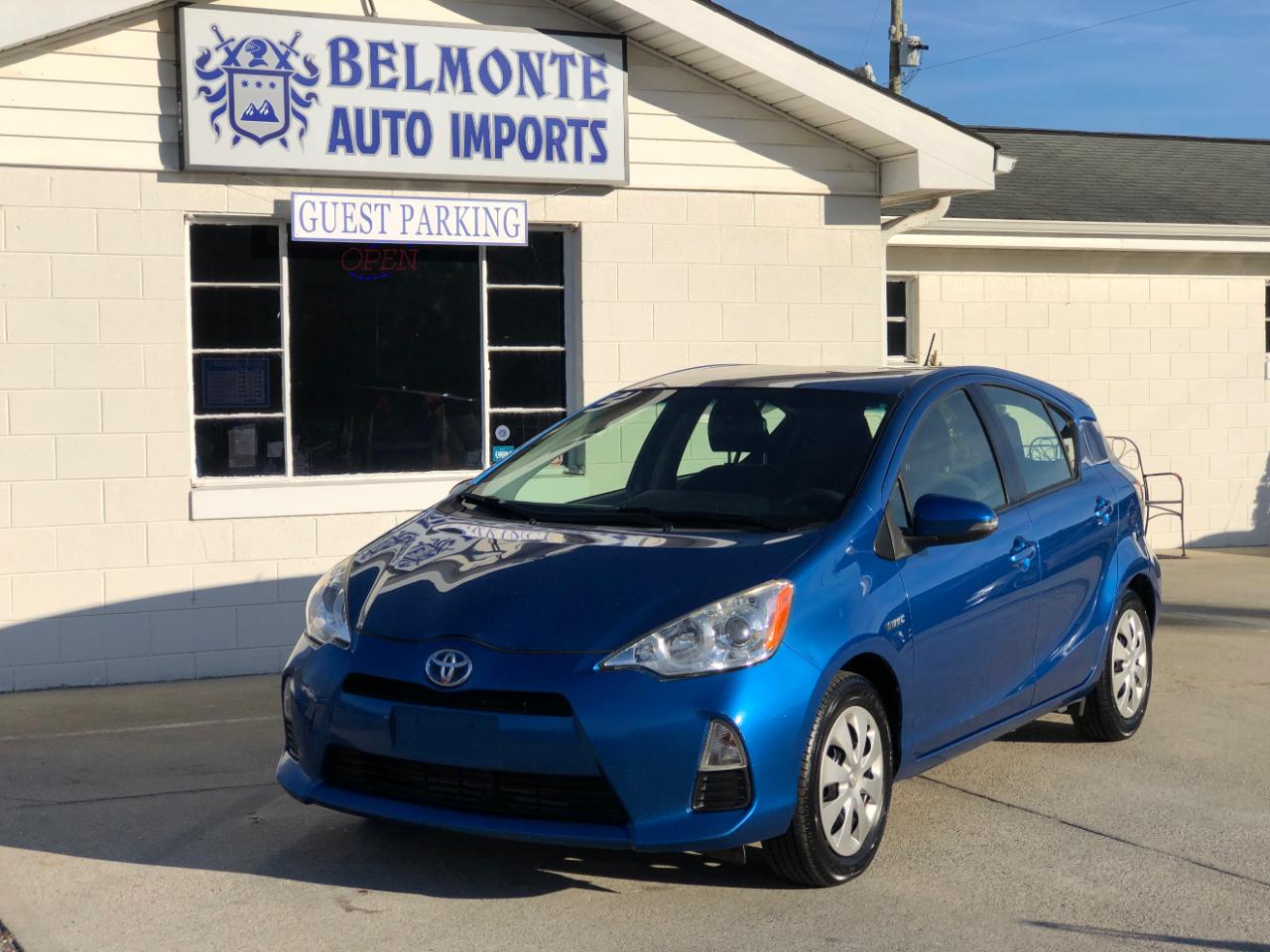 Toyota Prius c 5dr HB Three (Natl) 2014