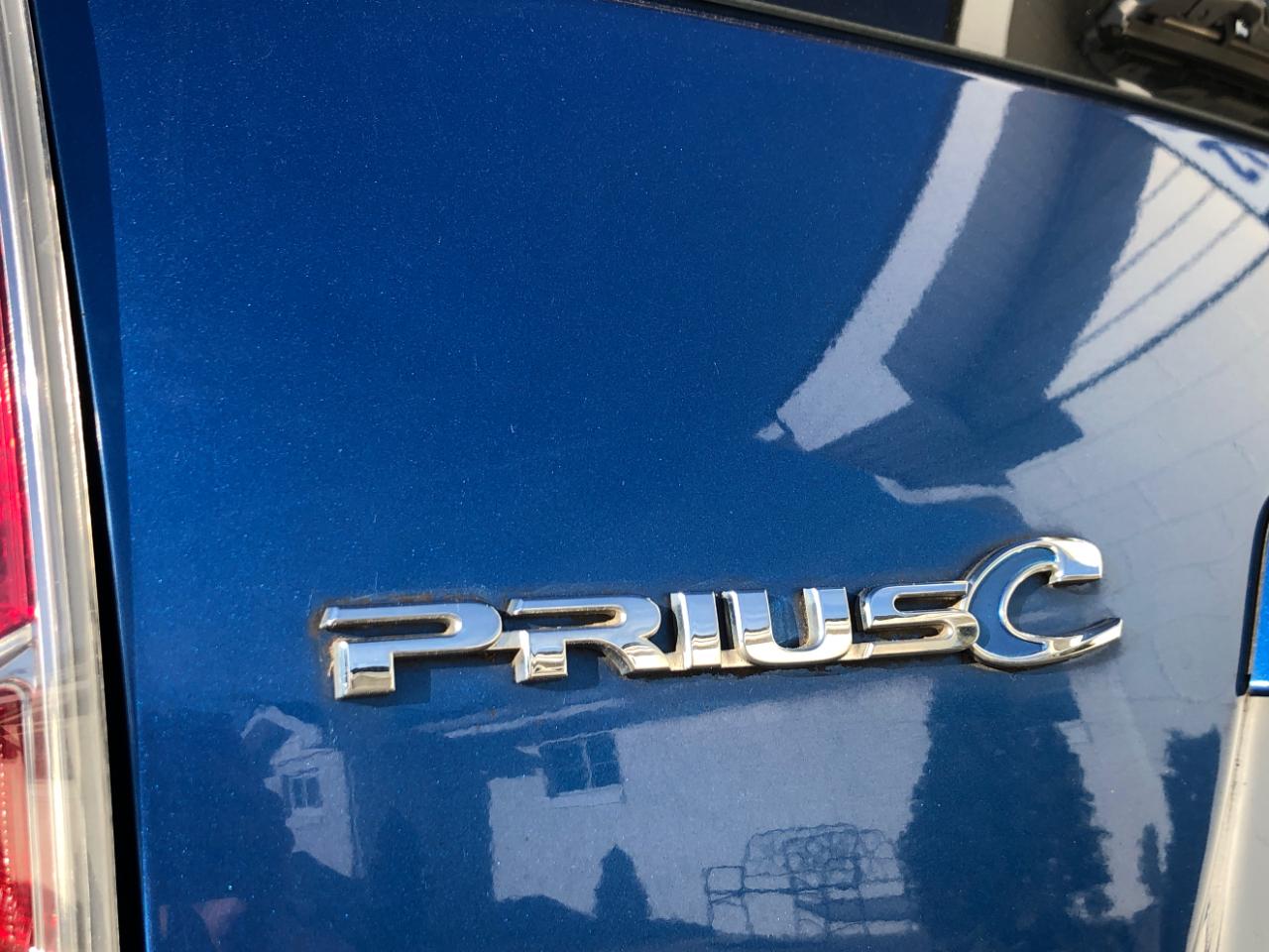 Toyota Prius c 5dr HB Three (Natl) 2014