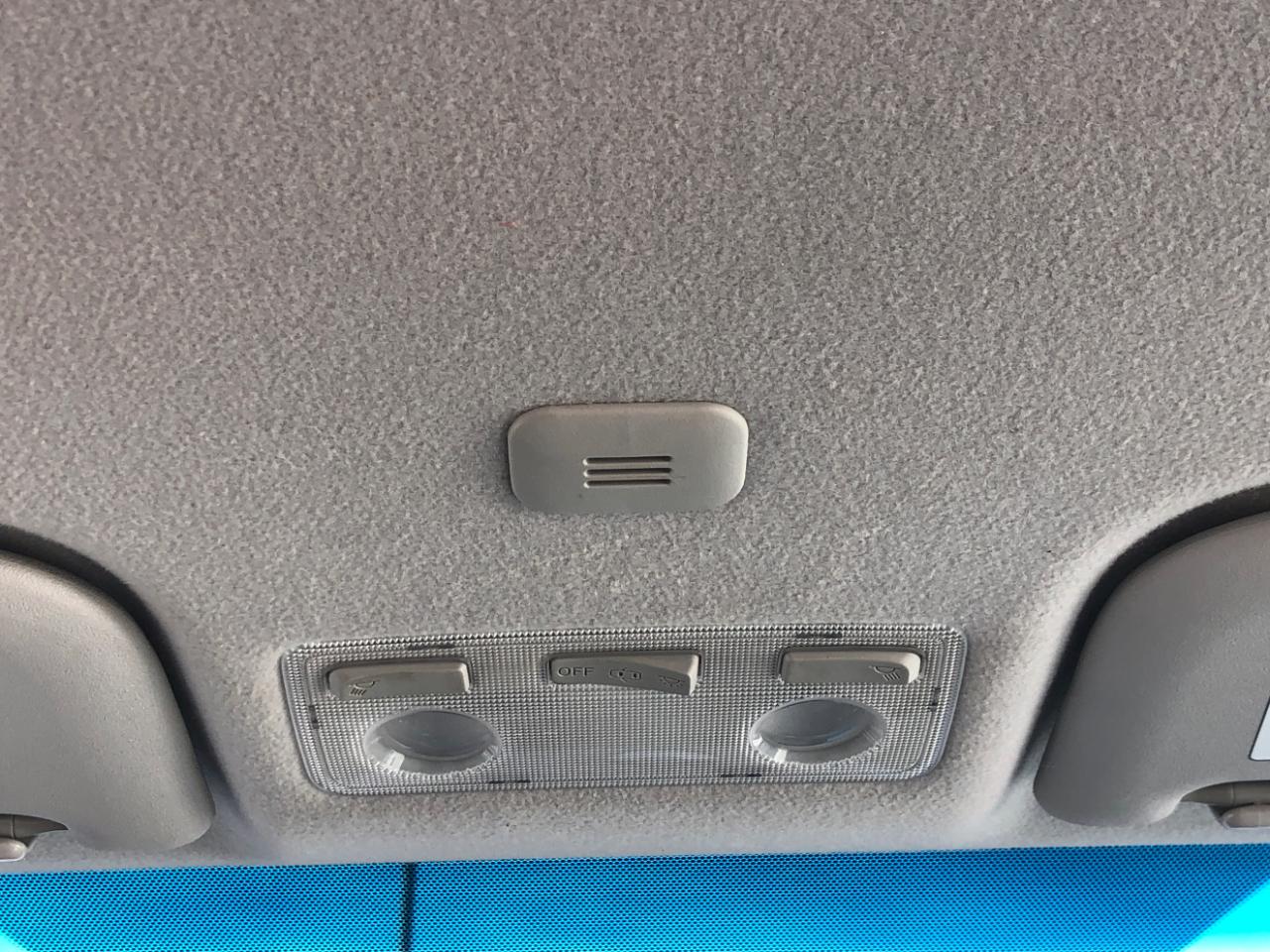 Toyota Prius c 5dr HB Three (Natl) 2014