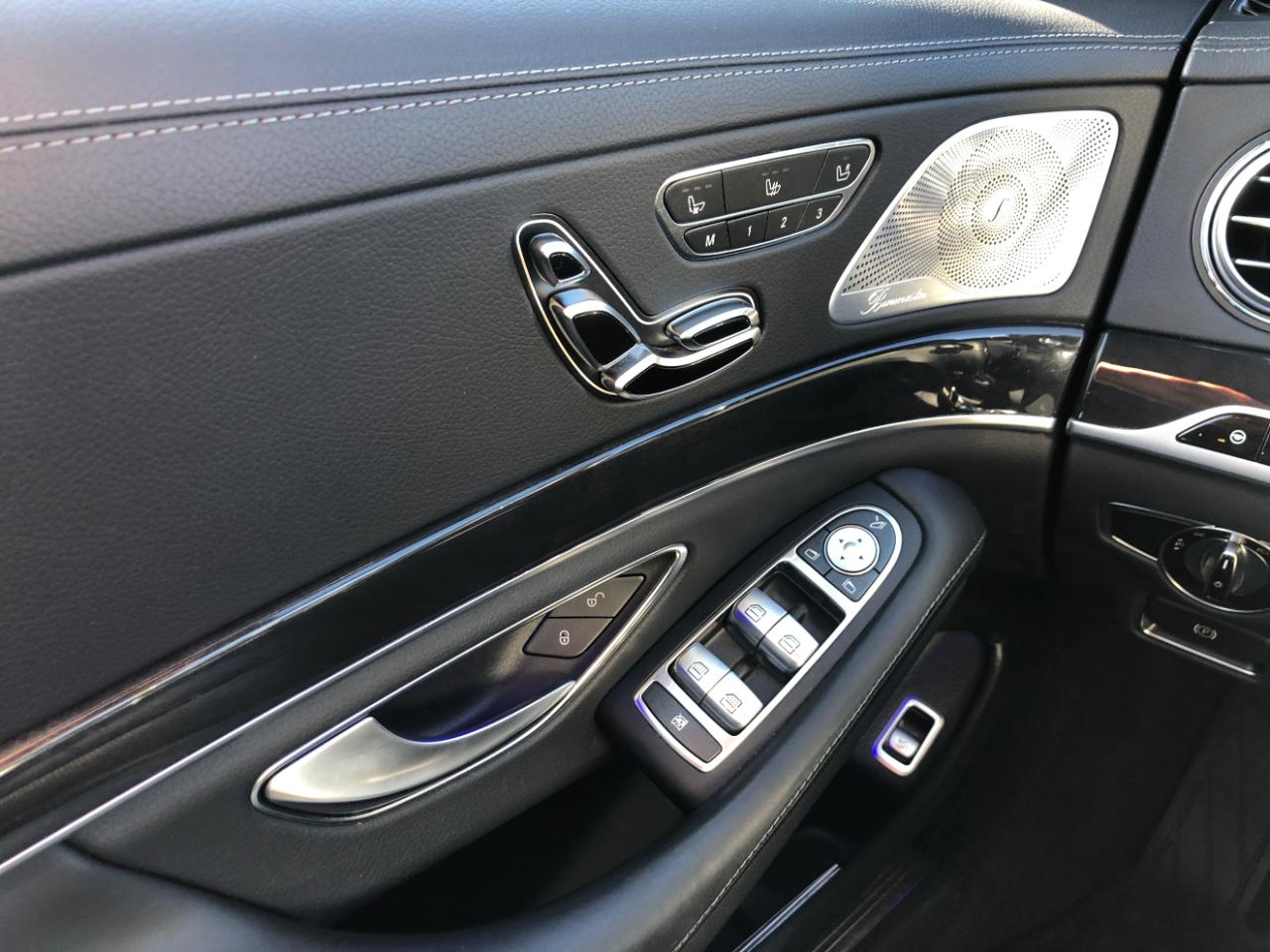 Mercedes-Benz S-Class S 560 4MATIC Sedan 2020