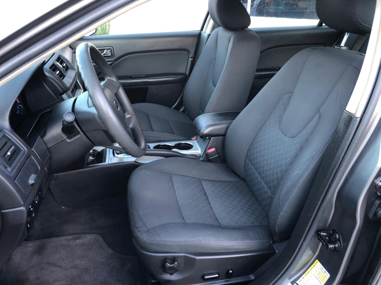 Ford Fusion 4dr Sdn SE FWD 2011