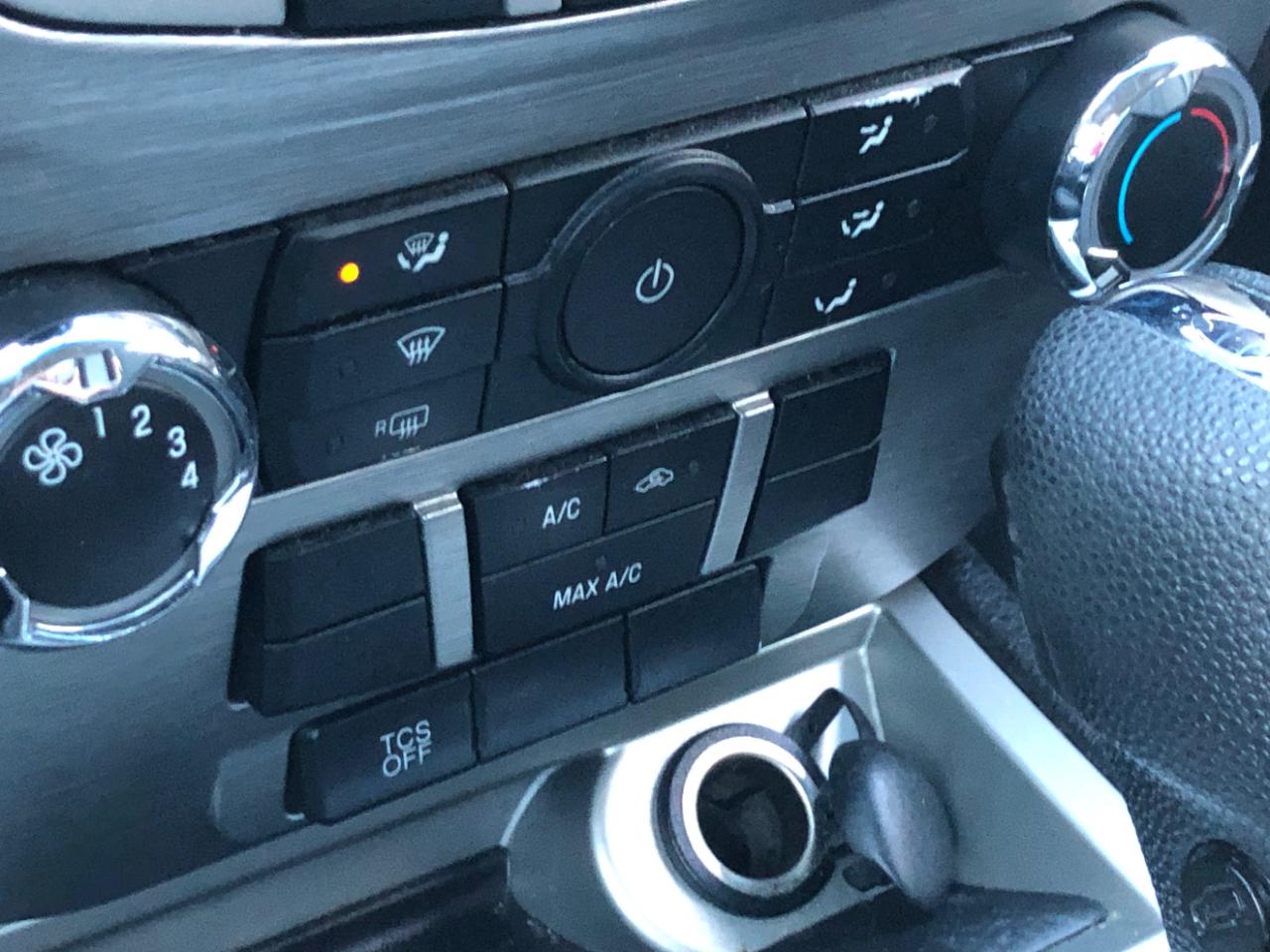 Ford Fusion 4dr Sdn SE FWD 2011