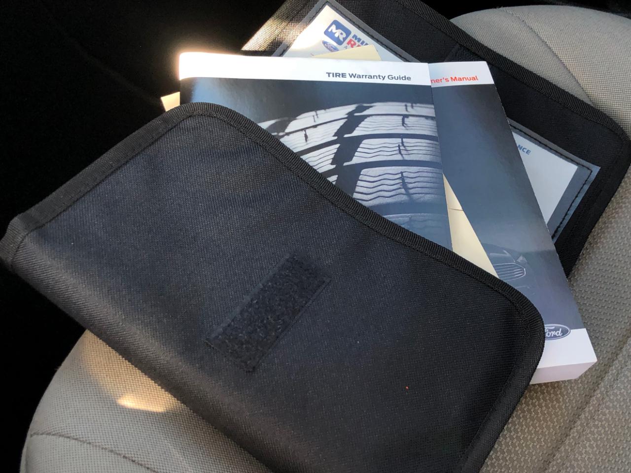 Ford Fusion S FWD 2019