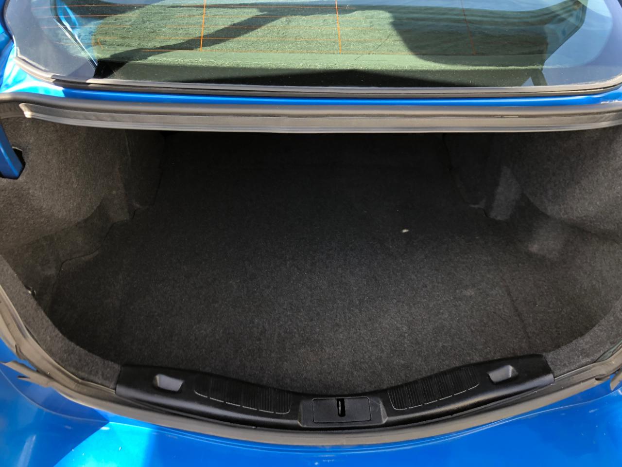 Ford Fusion S FWD 2019