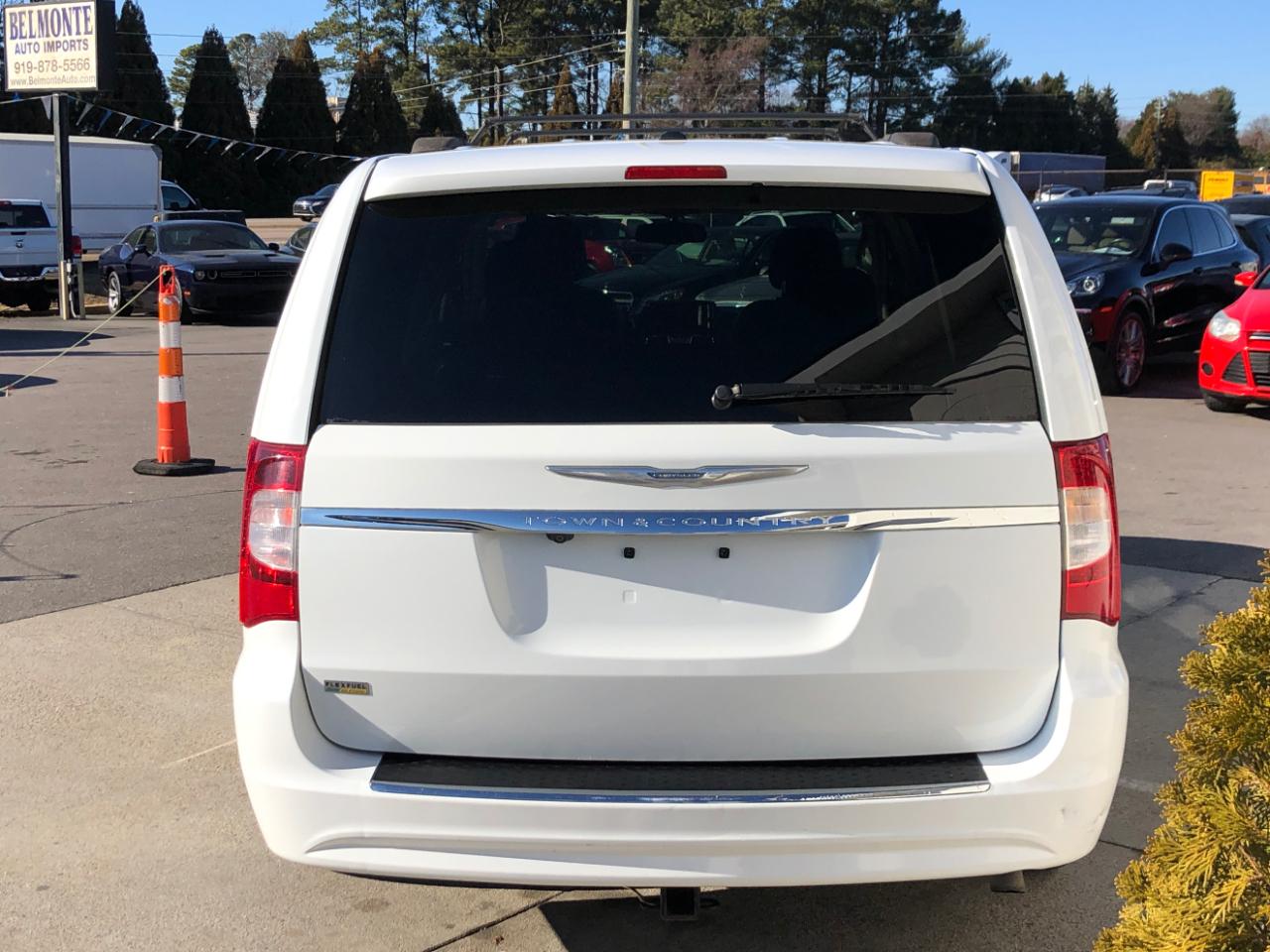 Chrysler Town & Country 4dr Wgn Touring 2014