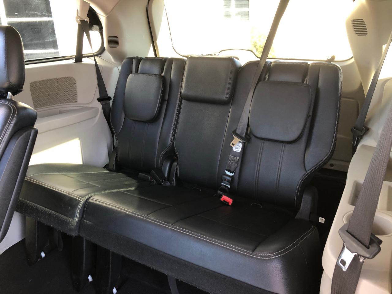 Chrysler Town & Country 4dr Wgn Touring 2014