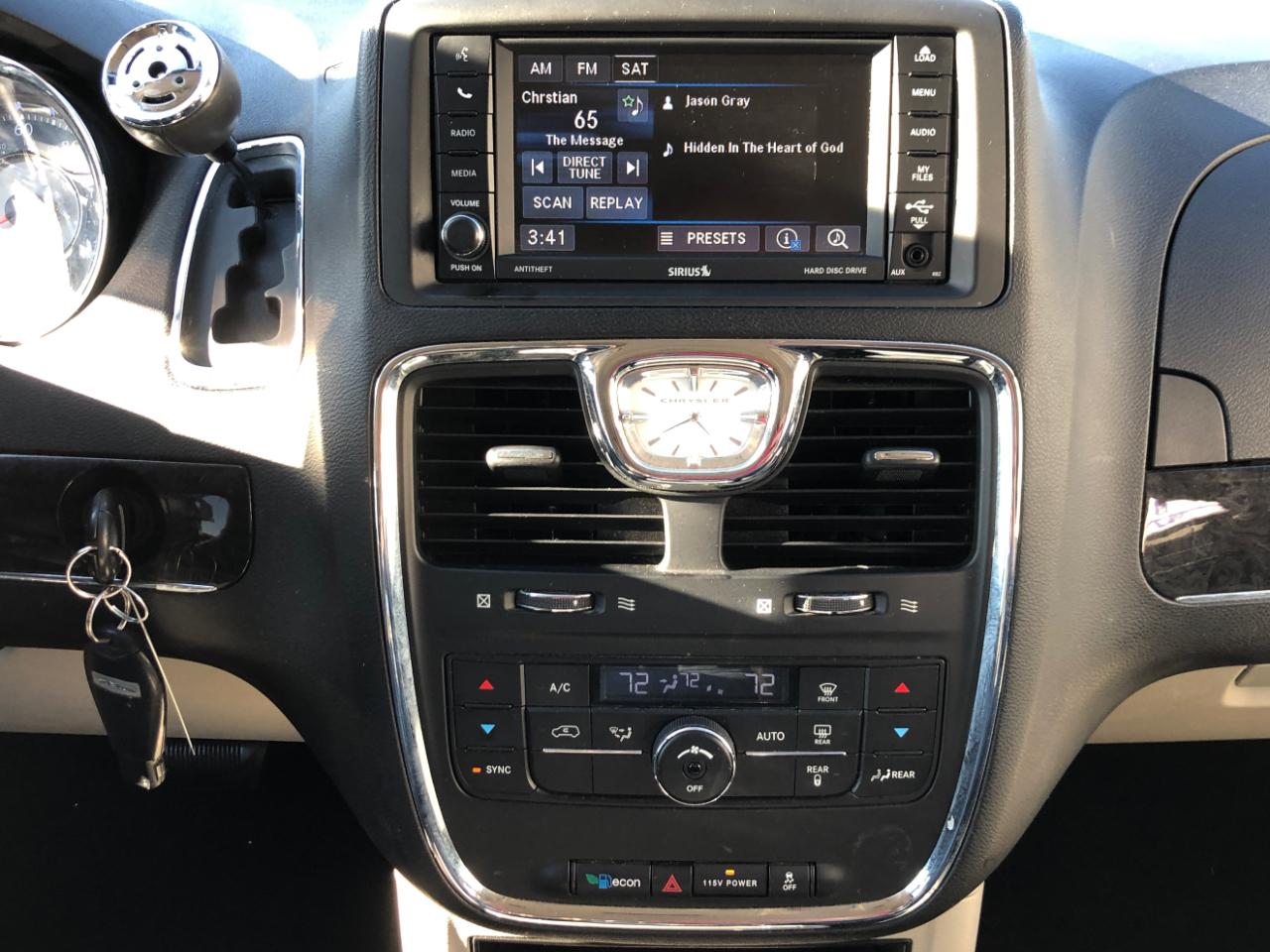 Chrysler Town & Country 4dr Wgn Touring 2014