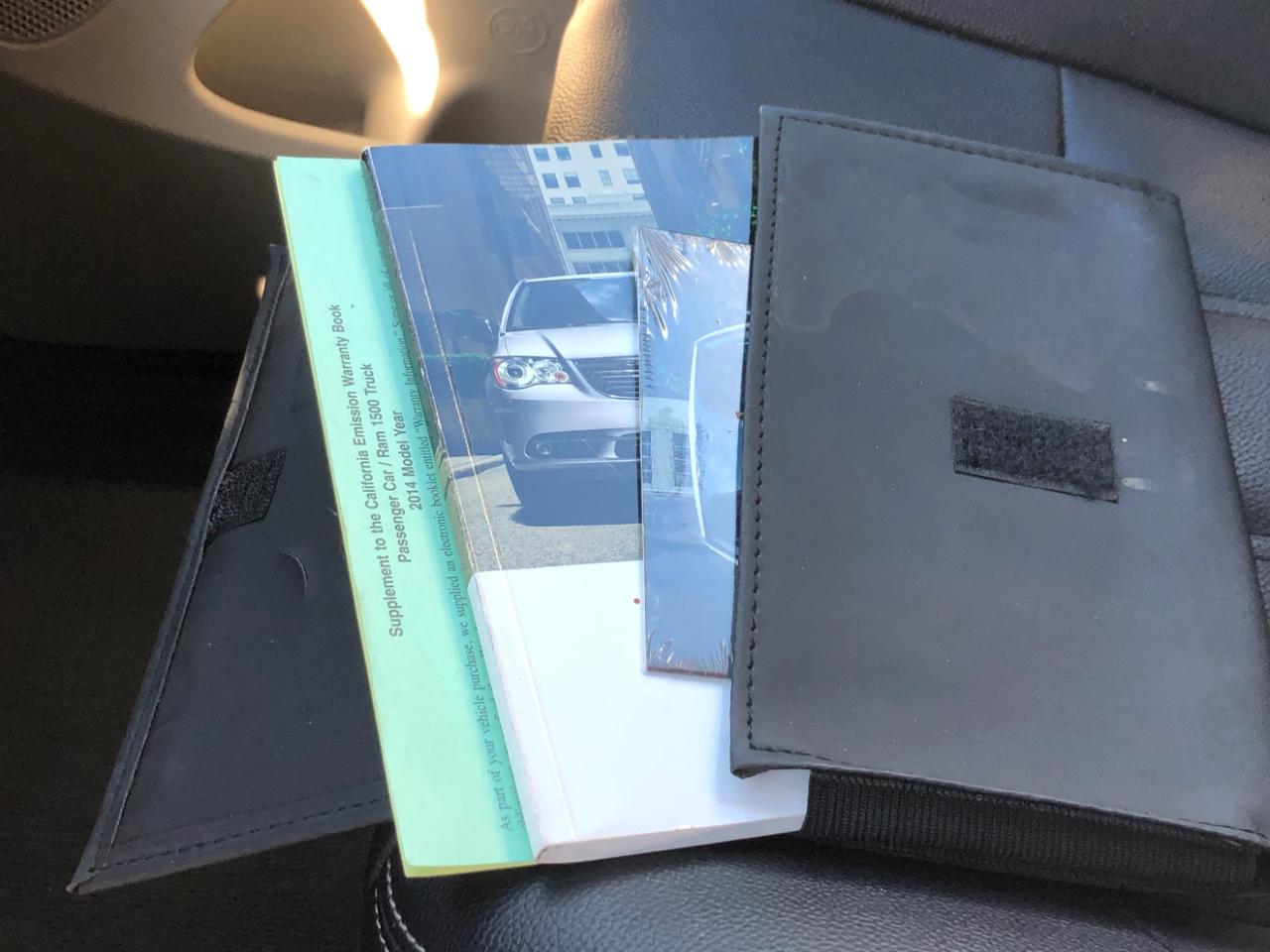 Chrysler Town & Country 4dr Wgn Touring 2014