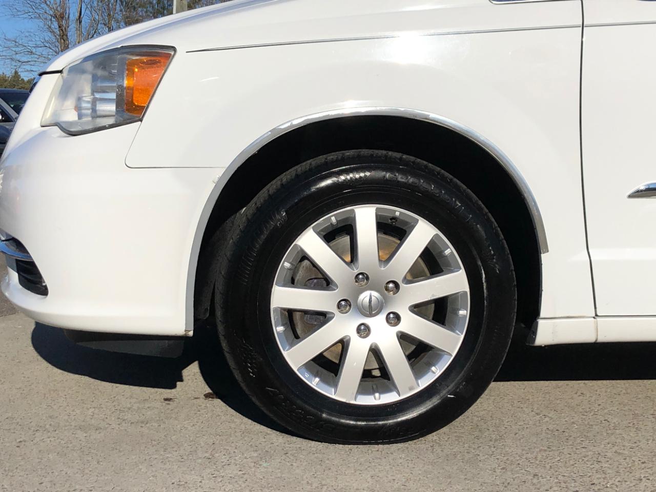 Chrysler Town & Country 4dr Wgn Touring 2014