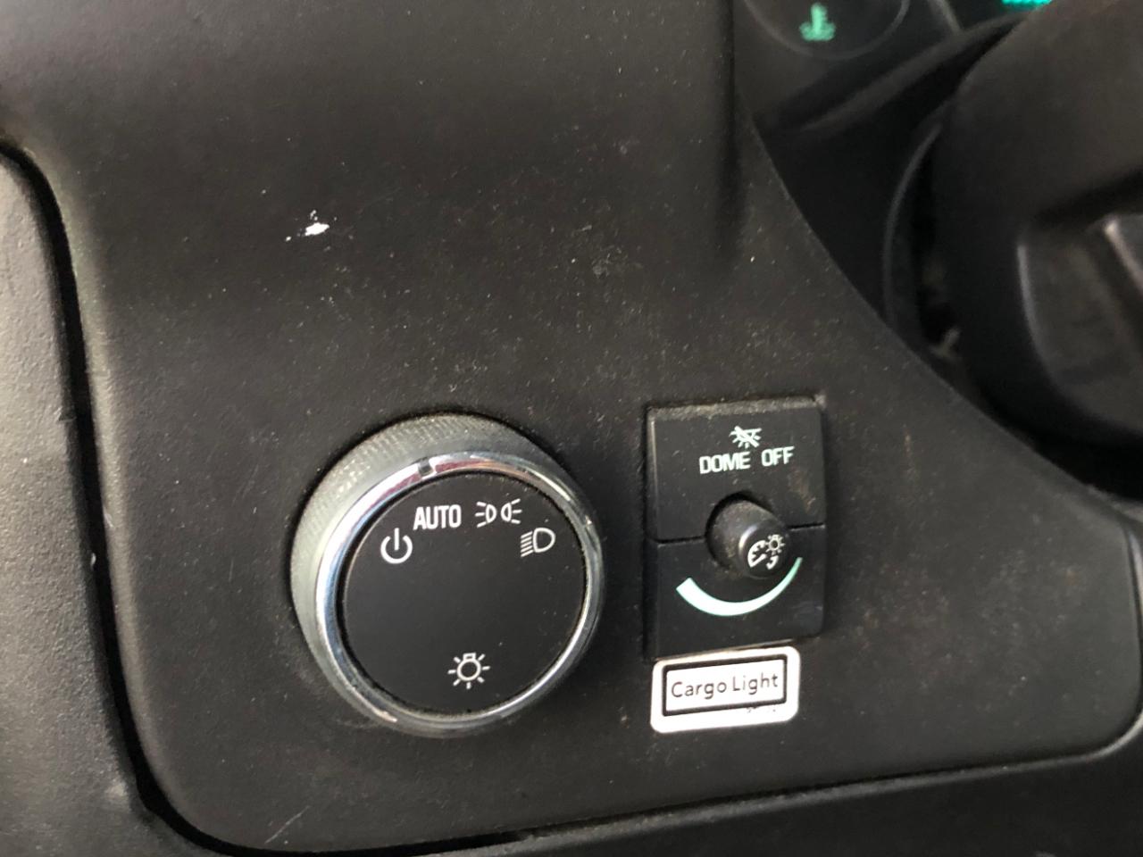 GMC Savana Commercial Cutaway 3500 Van 177" 2018