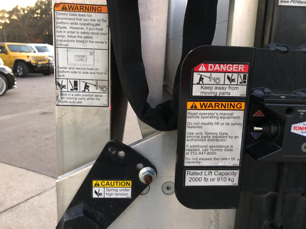 GMC Savana Commercial Cutaway 3500 Van 177" 2018