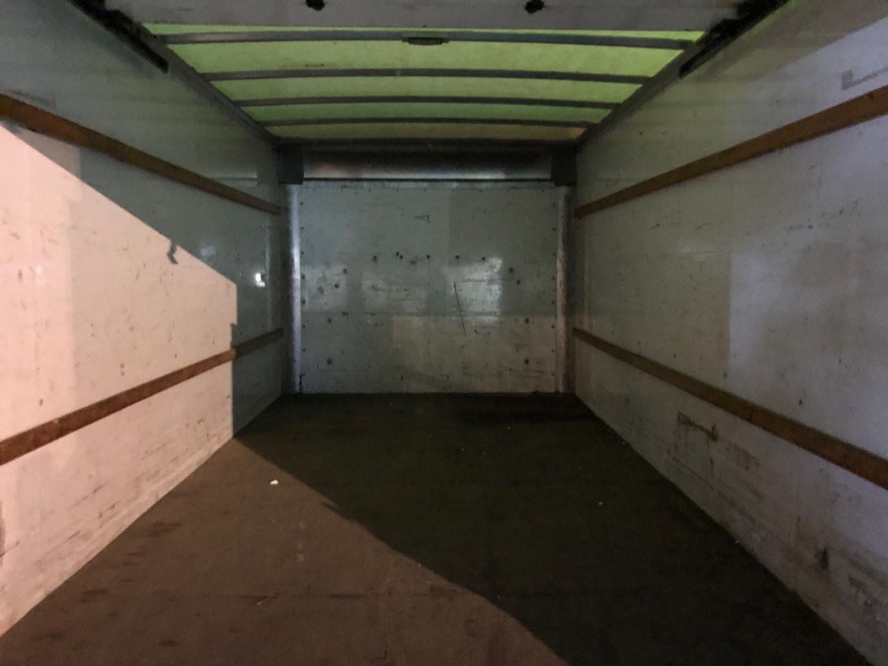 GMC Savana Commercial Cutaway 3500 Van 177" 2018