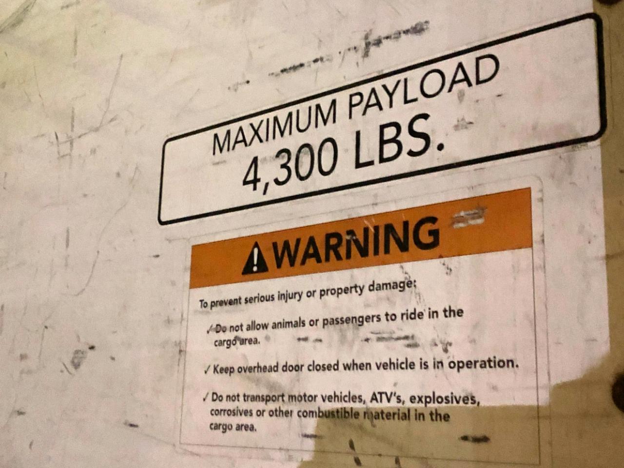 GMC Savana Commercial Cutaway 3500 Van 177" 2018