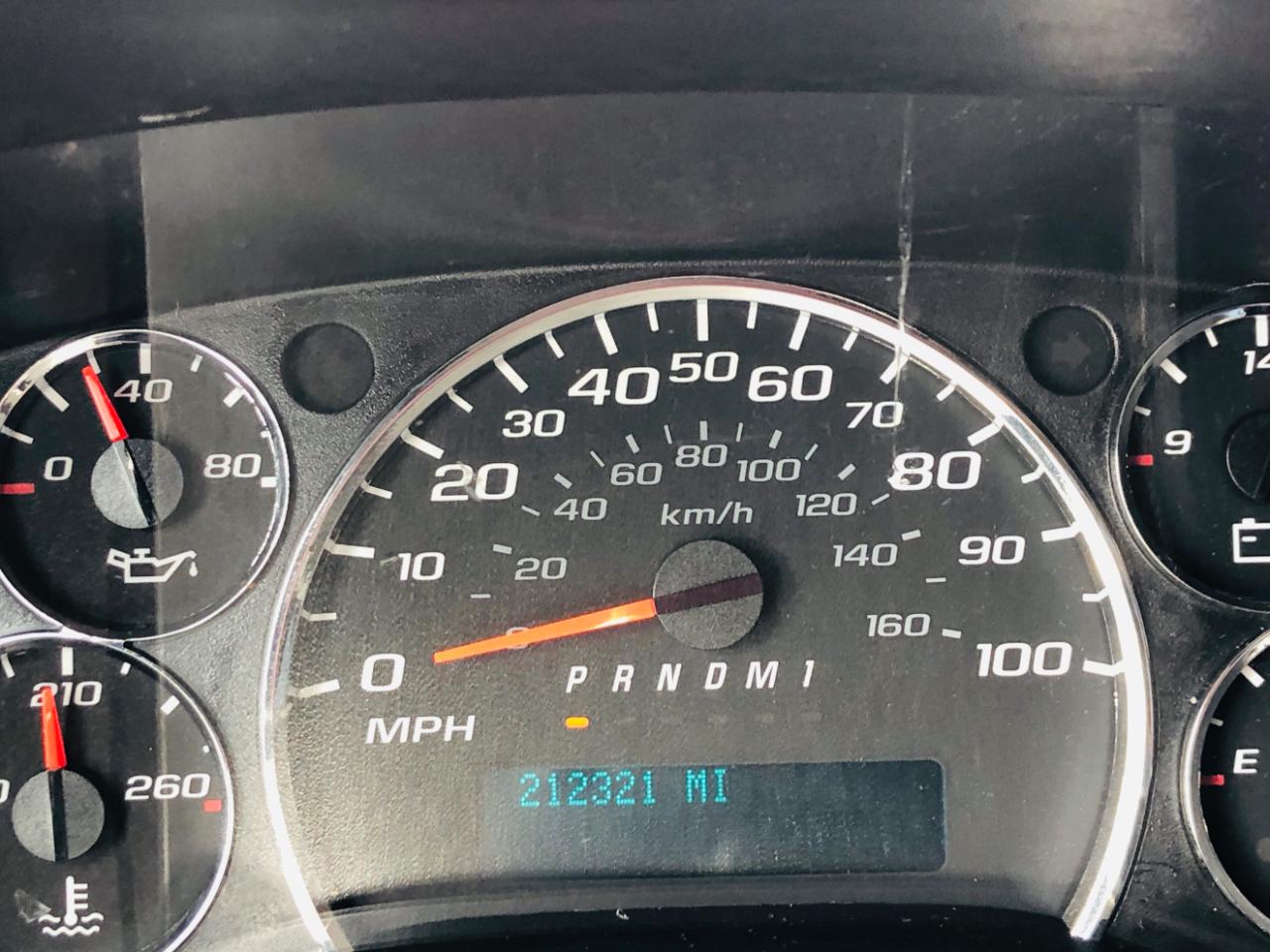 Chevrolet Express Commercial Cutaway 3500 Van 139" 2017