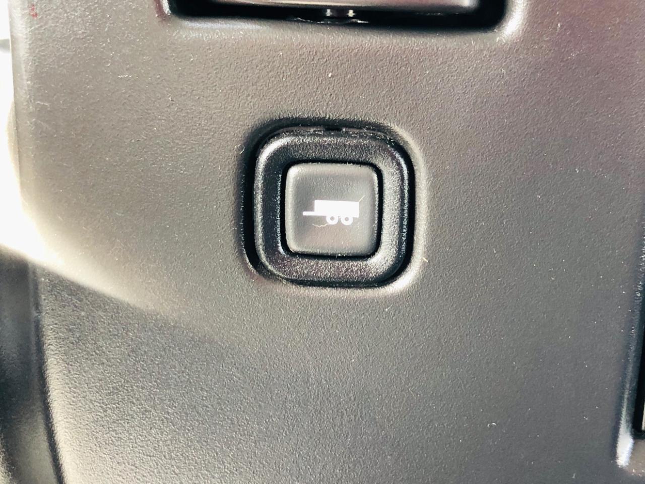 Chevrolet Express Commercial Cutaway 3500 Van 139" 2017