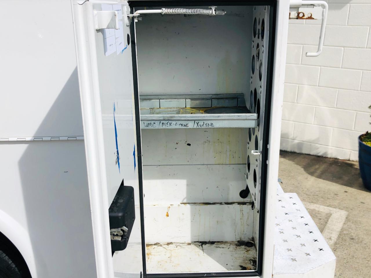 Chevrolet Express Commercial Cutaway 3500 Van 139" 2017