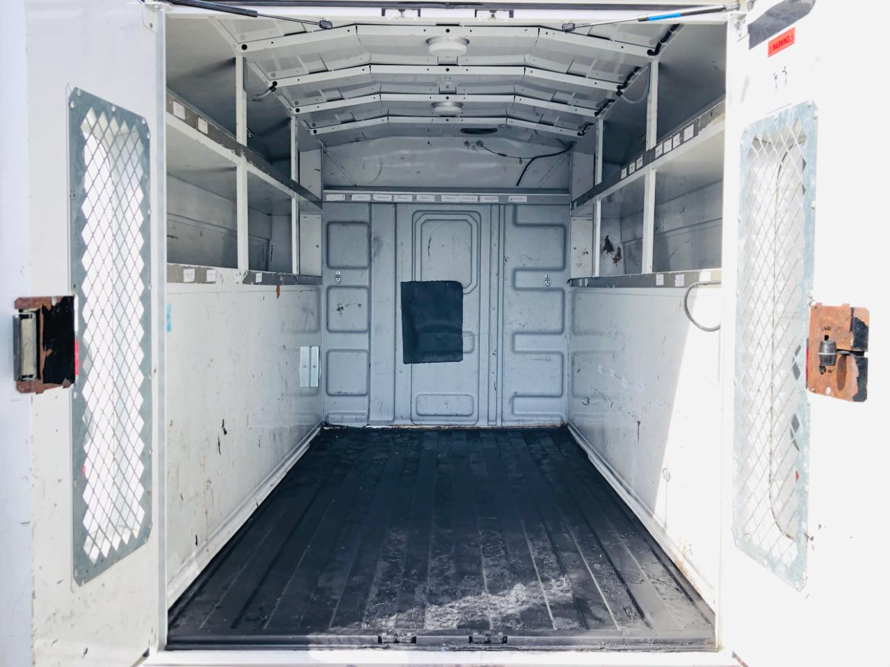 Chevrolet Express Commercial Cutaway 3500 Van 139" 2017