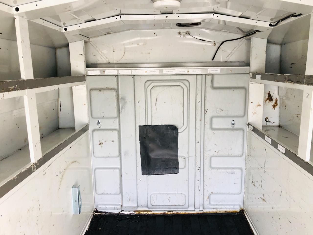 Chevrolet Express Commercial Cutaway 3500 Van 139" 2017