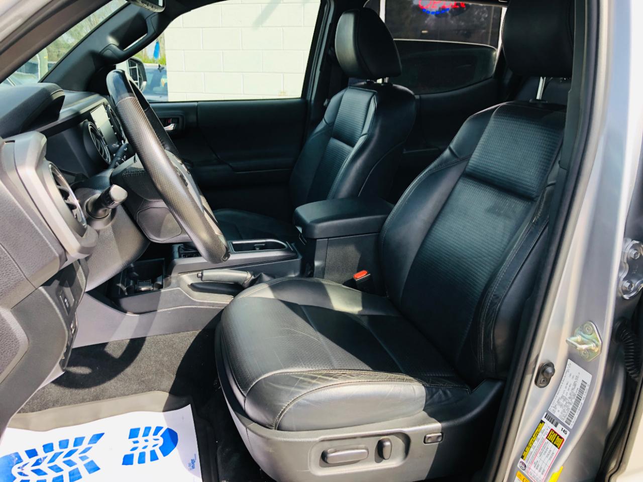 Toyota Tacoma 4WD TRD Off Road Double Cab 5' Bed V6 MT (Natl) 2020