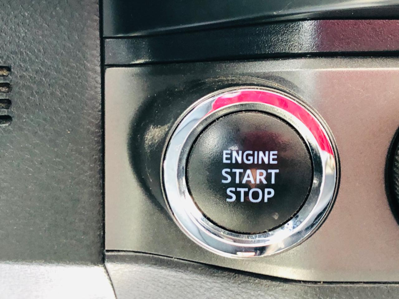 Toyota Tacoma 4WD TRD Off Road Double Cab 5' Bed V6 MT (Natl) 2020