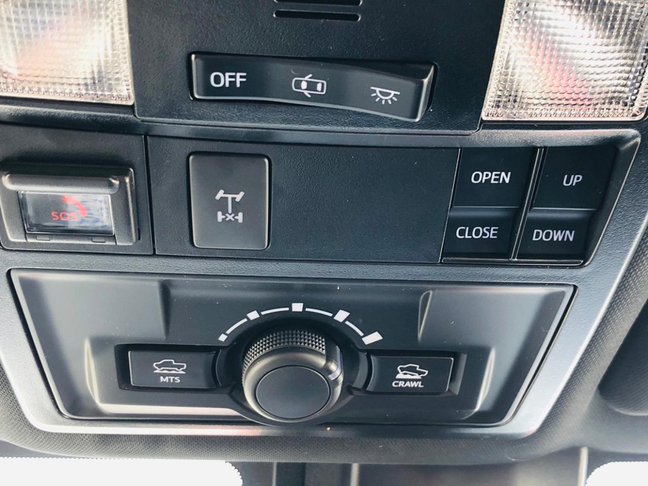 Toyota Tacoma 4WD TRD Off Road Double Cab 5' Bed V6 MT (Natl) 2020