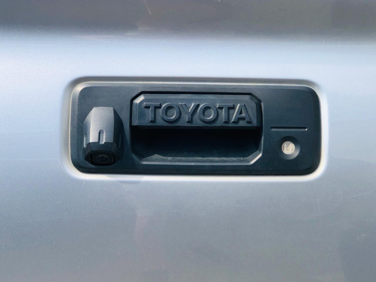 Toyota Tacoma 4WD TRD Off Road Double Cab 5' Bed V6 MT (Natl) 2020