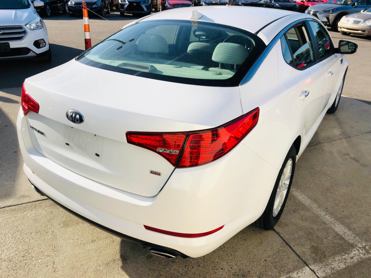 Kia Optima 4dr Sdn LX 2013