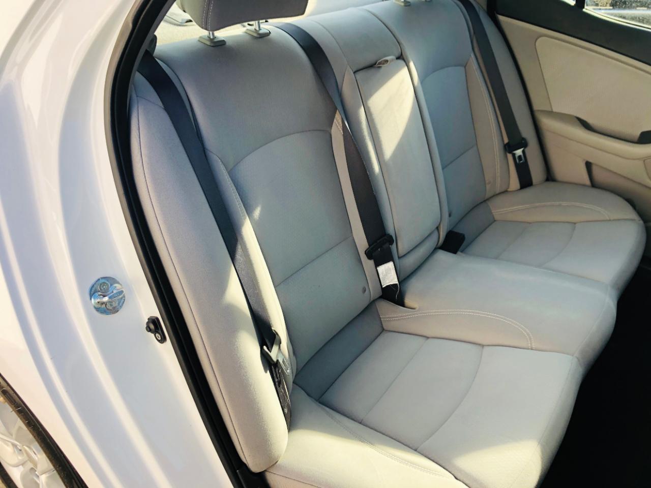 Kia Optima 4dr Sdn LX 2013