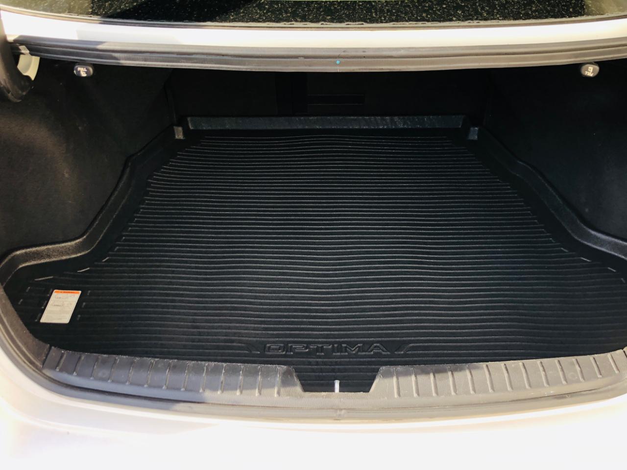 Kia Optima 4dr Sdn LX 2013