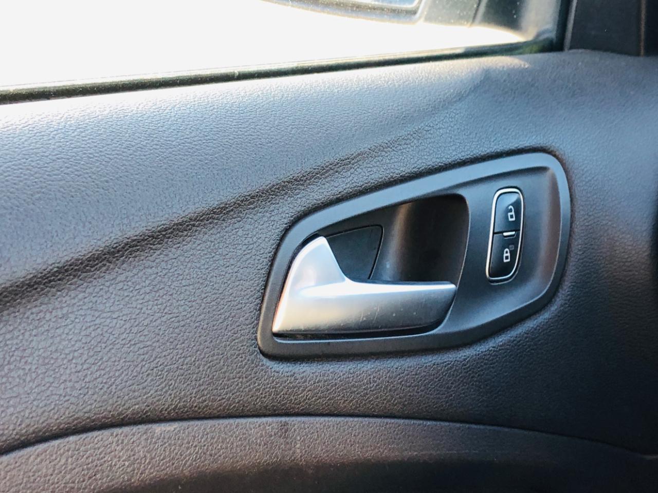 Ford Escape SE FWD 2018