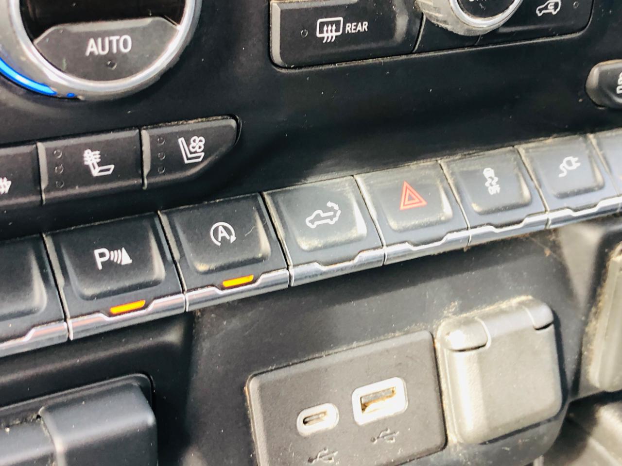 Chevrolet Silverado 1500 4WD Crew Cab 147" LTZ 2021