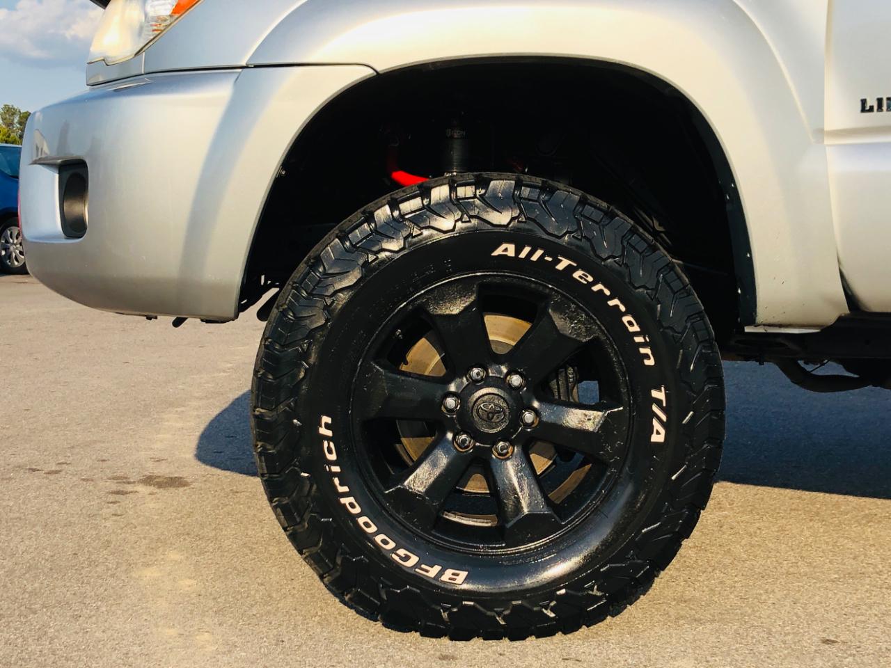 Toyota 4Runner 4WD 4dr V8 Limited (Natl) 2007