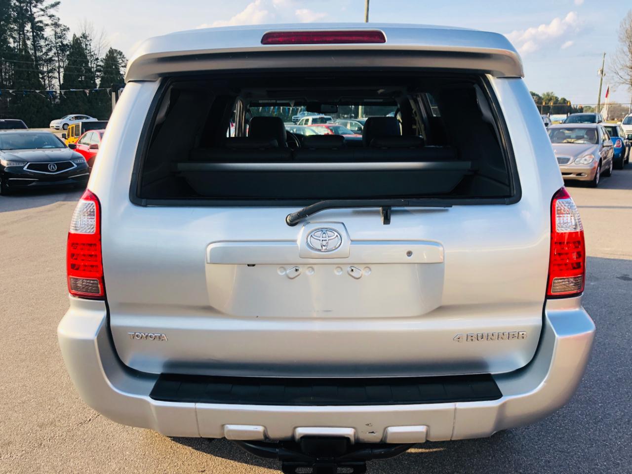 Toyota 4Runner 4WD 4dr V8 Limited (Natl) 2007