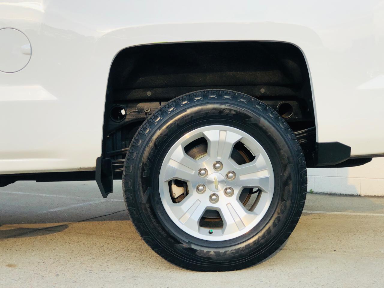 Chevrolet Silverado 1500 4WD Double Cab 143.5" LT w/2LT 2018