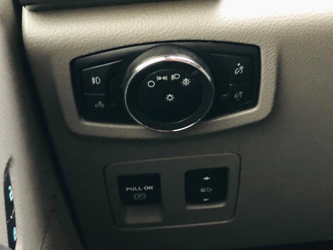 Ford F-150 4WD SuperCrew 139" XLT 2018