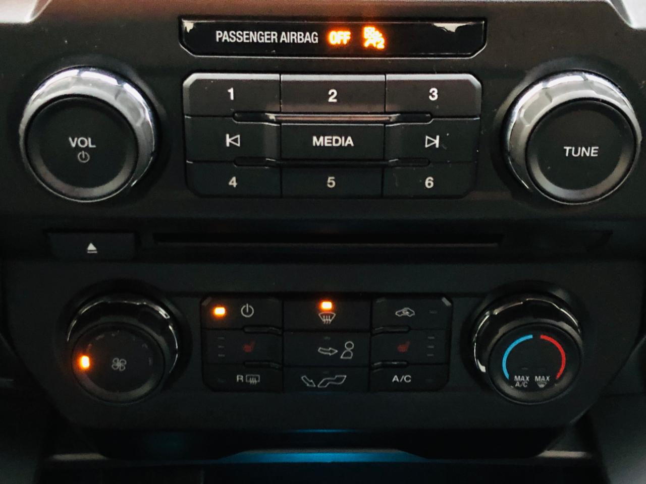 Ford F-150 4WD SuperCrew 139" XLT 2018